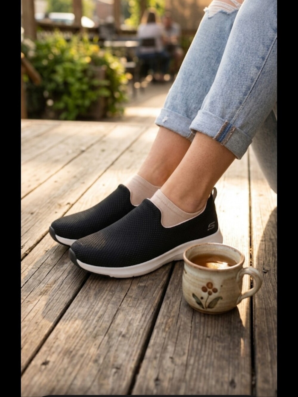 SKETCHERS  BLACK SLIP ON SNEAKERS SIZE:  9M